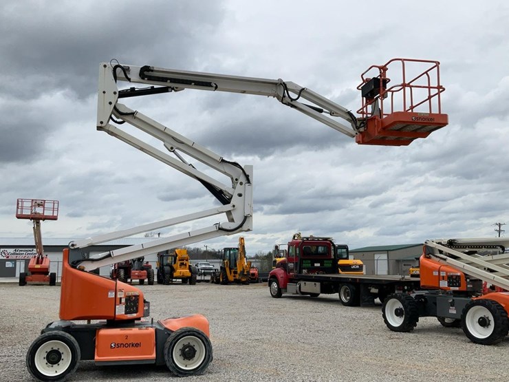 #308-•-2019-snorkel-46'-electric-articulated-boom-lift-image-9