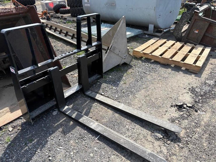 john-deere-4200-image-2