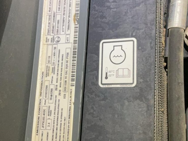 2019-wacker-neuson-et145-image-17