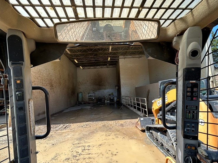 2019-case-tr270-image-48