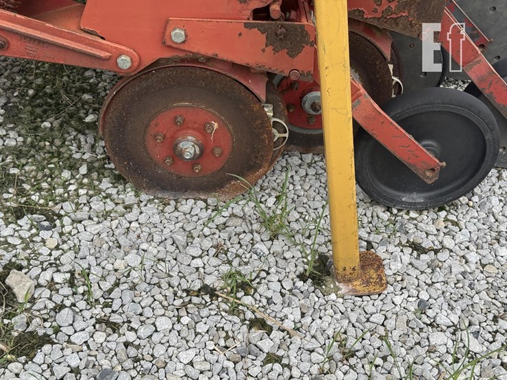 haybuster-1575-image-16