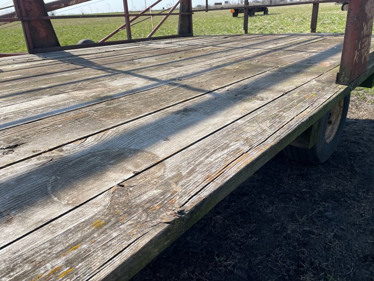 #3098-•-meyers-18'-kicker-wagon-image-13