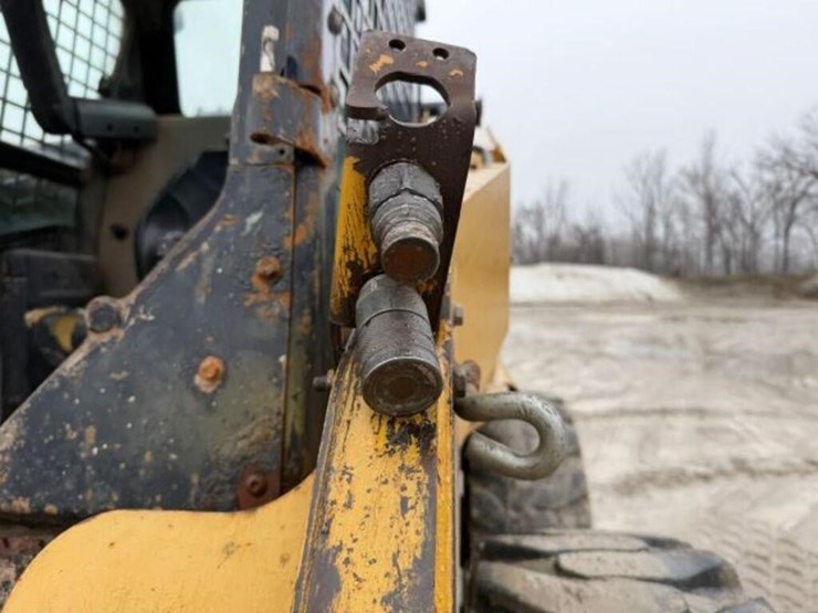 2009-caterpillar-232b2-image-20