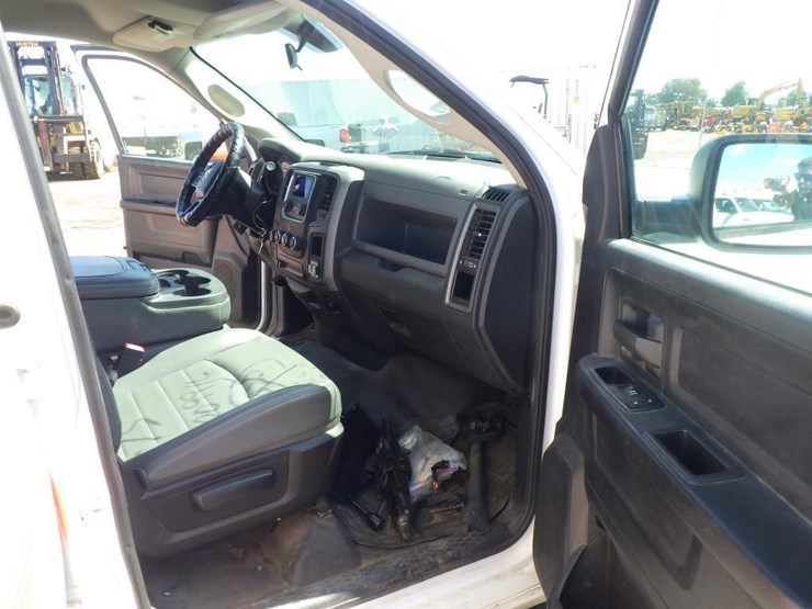 2014-dodge-1500-image-6