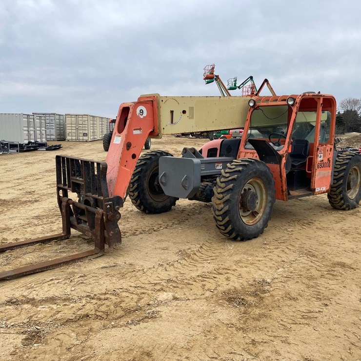 2005 JLG G9-43A