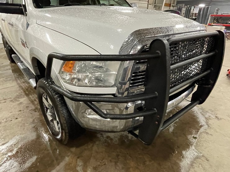 2012-dodge-3500-image-19