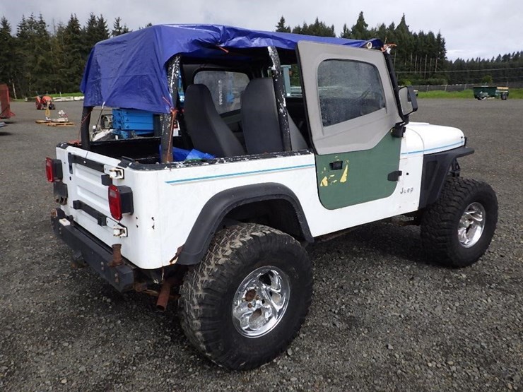 1992-jeep-wrangler-image-5