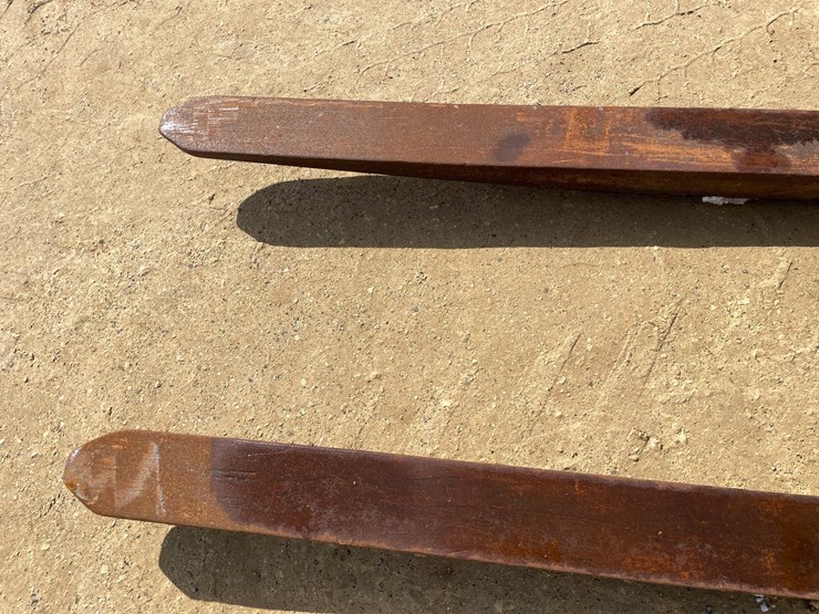 #7553-•-jlg-g5-telehandler-mast-and-forks-image-16