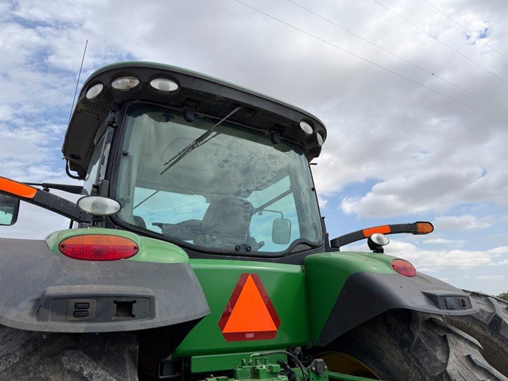 2012-john-deere-8285r-image-25