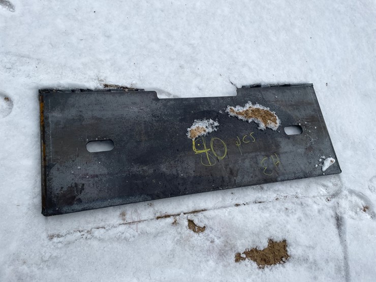 #2055-•-skid-steer-weldable-attachment-plate-image-7