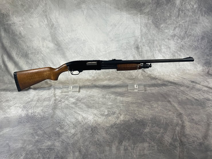 #4116-•-winchester-ranger-120,-12-ga.-pump-action-shotgun,-sn:-l2076721,-(neenah,-wi)-image-1