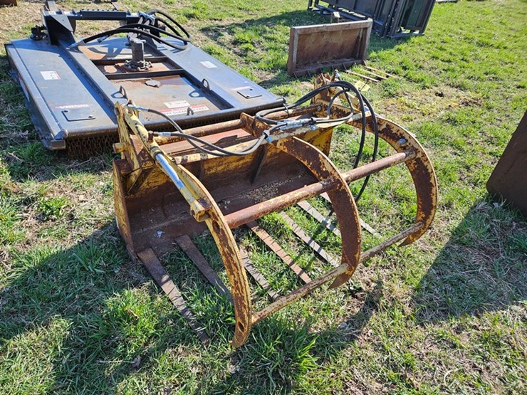 #552-•-55"-tine-grapple-bucket-image-7