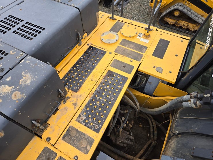 deere-470g-lc-image-50