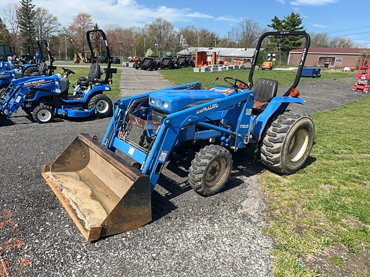 new-holland-tc30-image-1