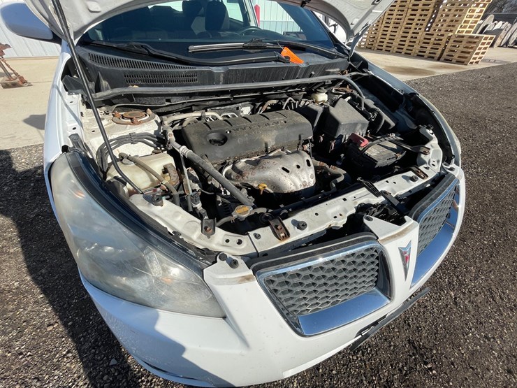 #2849-•-2008-pontiac-vibe-awd-hatchback-(has-wi-title)-image-25