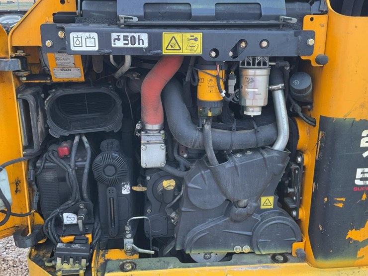 2021-jcb-215-image-19