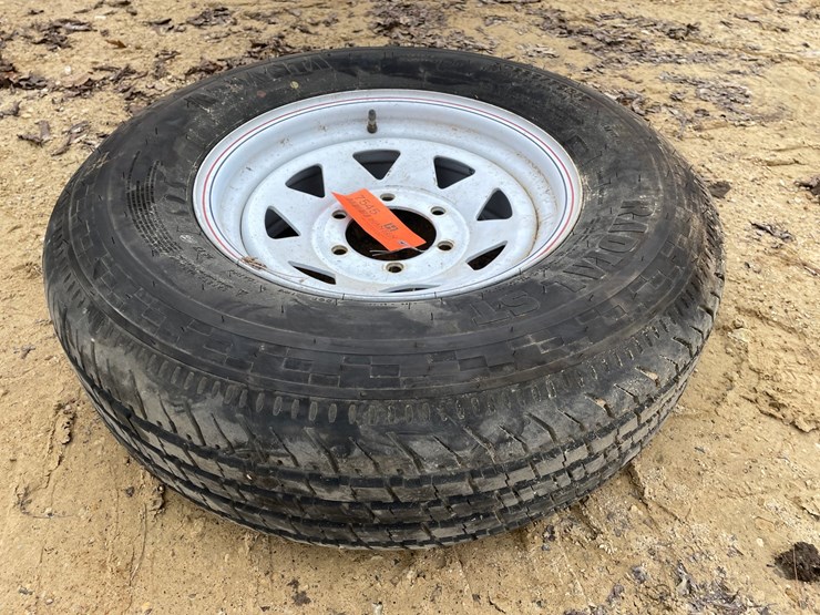 #7545-•-advantage-brand-trailer-tire-on-rim-image-1