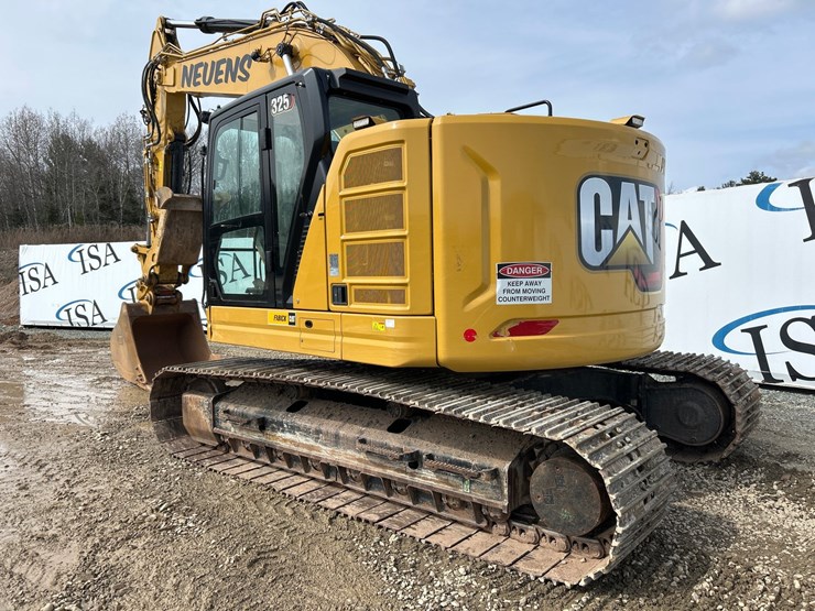 caterpillar-325-image-3