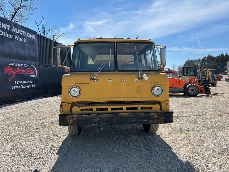 1983-caterpillar-3208-image-7