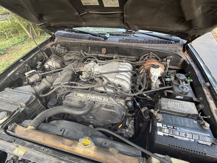 1999-toyota-4-runner-image-13