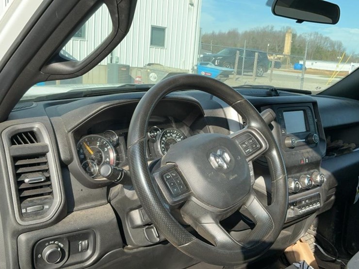 2022-dodge-3500-image-20