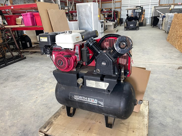 #7556-•-north-star-30-gallon-air-compressor-image-1