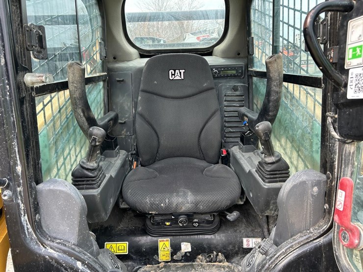 2023-caterpillar-259d3-image-20