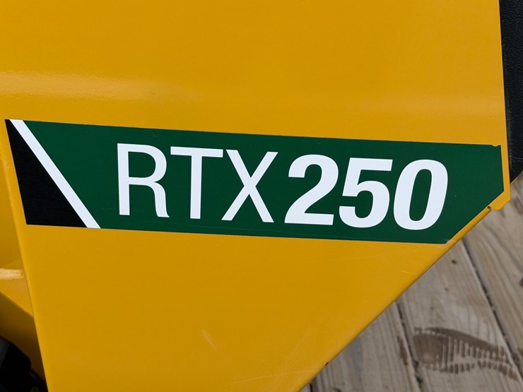 2024-vermeer-rtx250-image-17