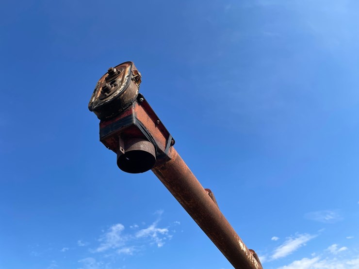 #3099-•-feterl-52'-auger-image-6