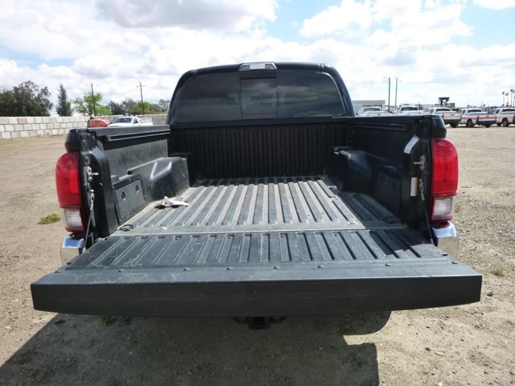 2018-toyota-tacoma-image-20