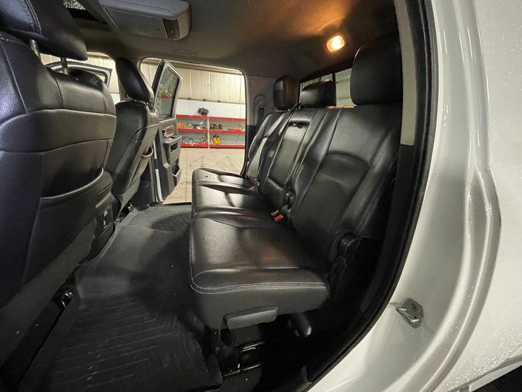 2012-dodge-3500-image-51