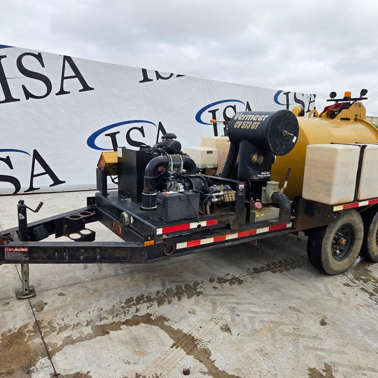 2019 MASSEY-FERGUSON 8