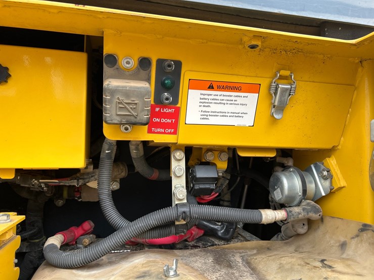 komatsu-d61pxi-23-image-39