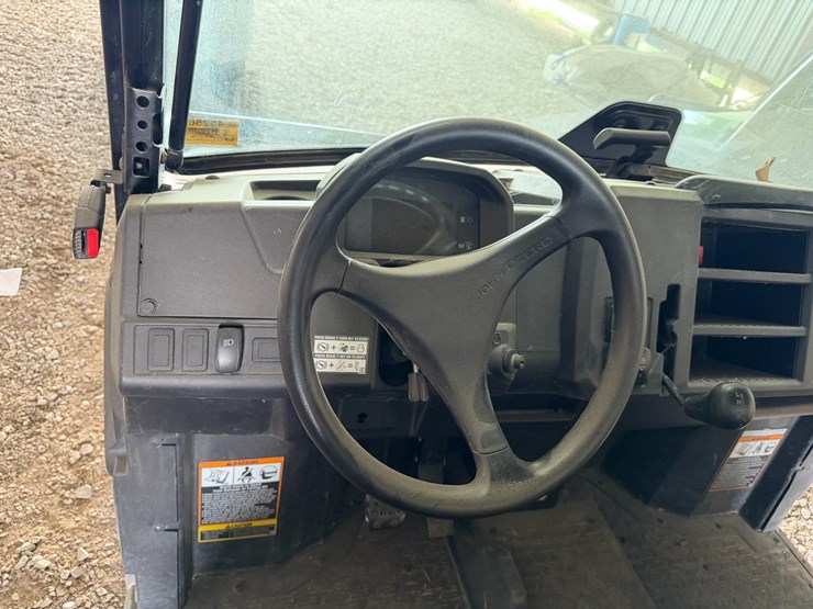 john-deere-gator-image-43