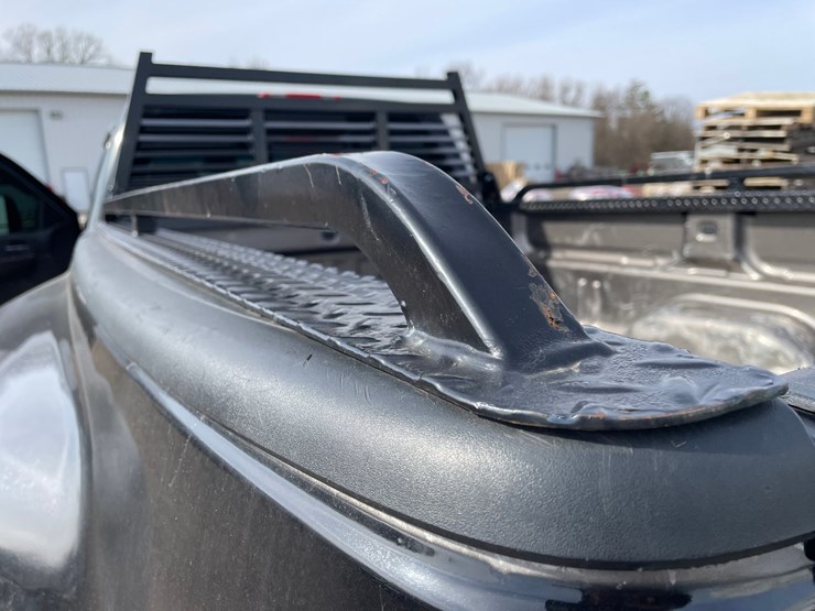 2008-gmc-3500hd-image-26