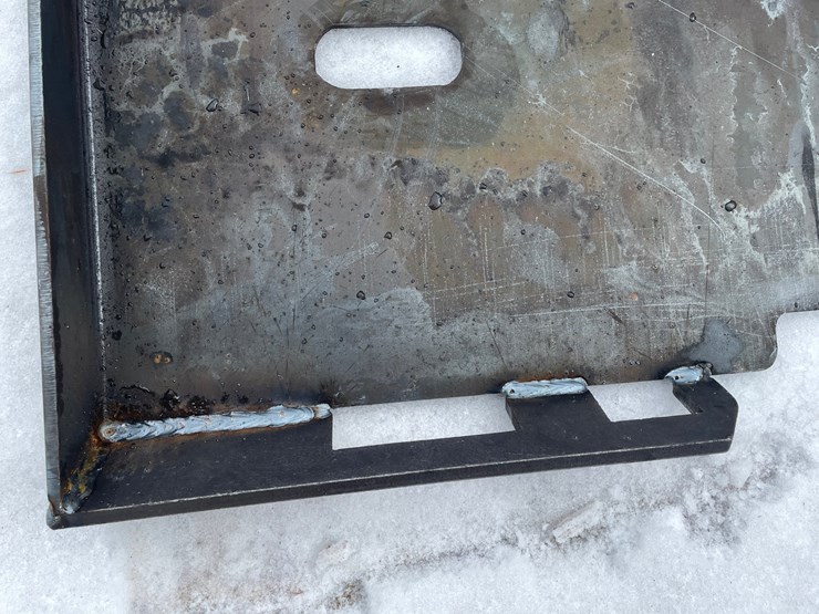 #2055-•-skid-steer-weldable-attachment-plate-image-6