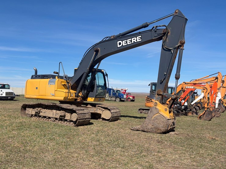 deere-210g-image-4