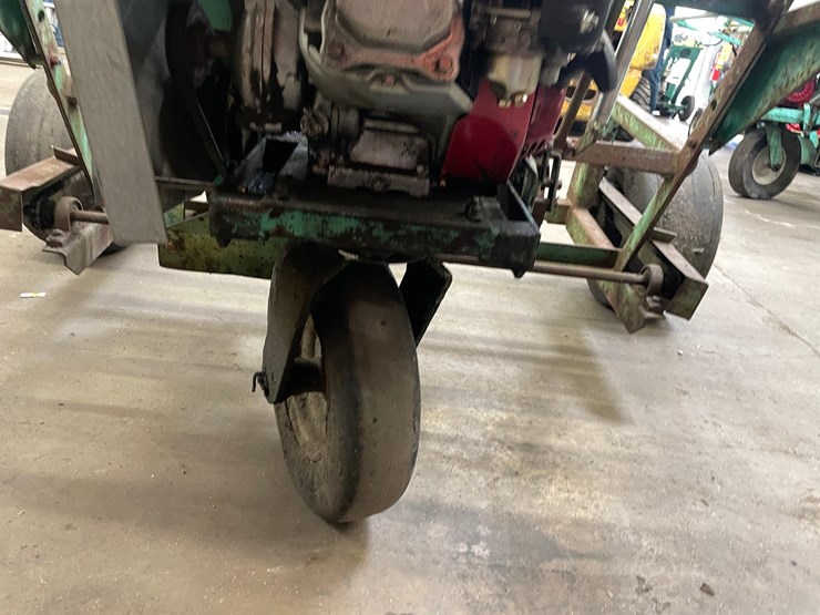 #2517-•-walk-behind-wheelbarrow-cart-(columbia-heights,-mn)-image-16