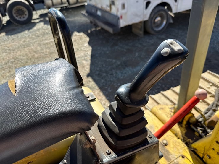 new-holland-dc80-image-36