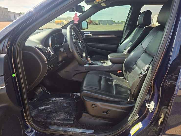 2018-jeep-grand-cherokee-limited-image-9