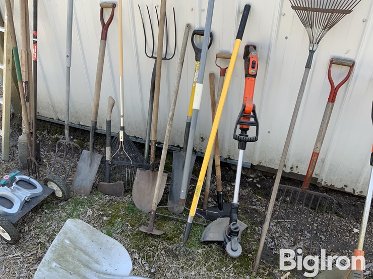shovels,-rakes,-yard-tools-image-5