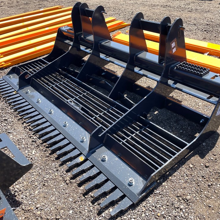 #3472 • Unused, Skidsteer Land Plane