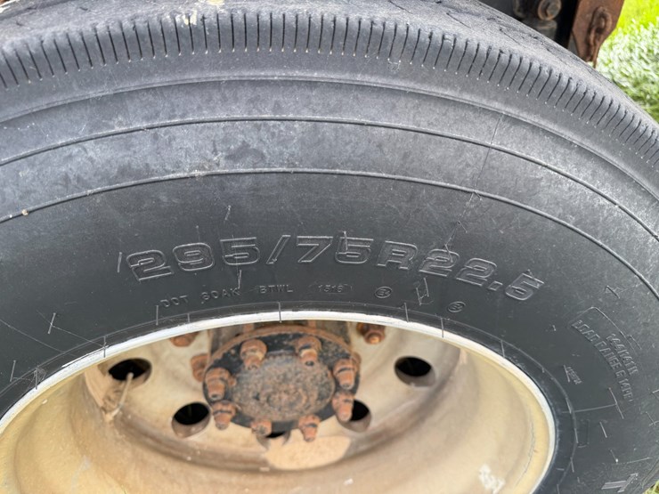 2000-international-9200-image-5