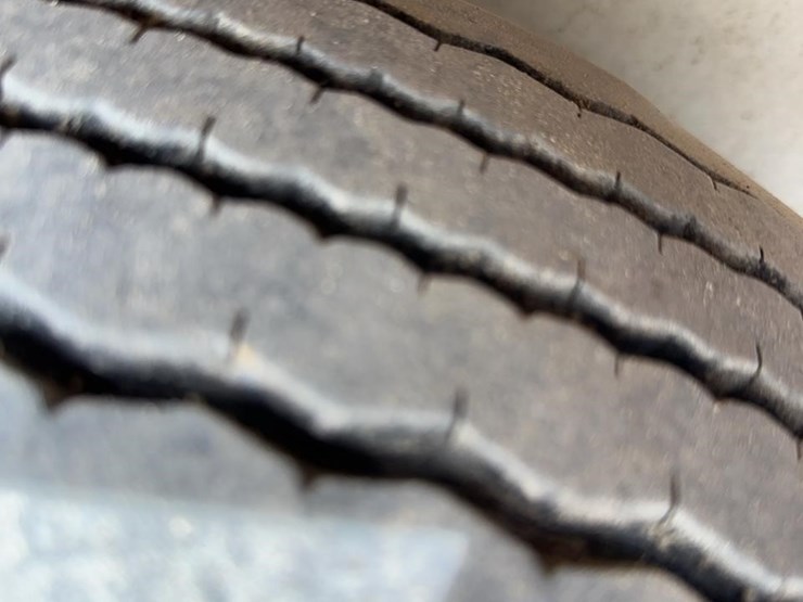 2001-cm-trailers-image-12