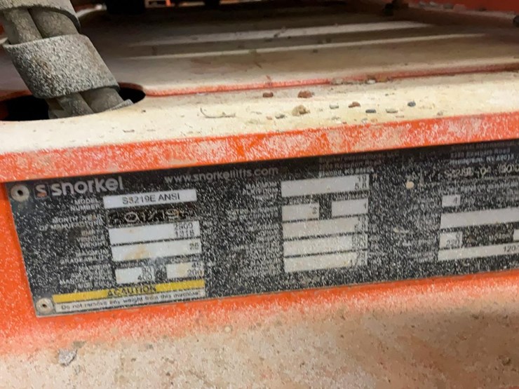 #411-•-2019-snorkel-19'-scissor-lift-image-8