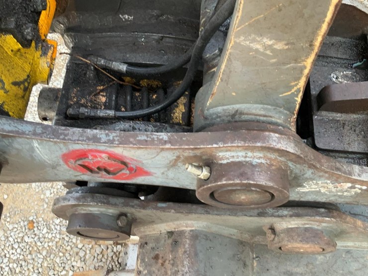 2019-wacker-neuson-et145-image-33