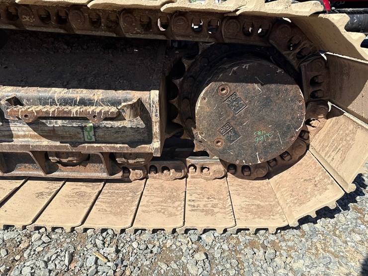 caterpillar-325-image-74