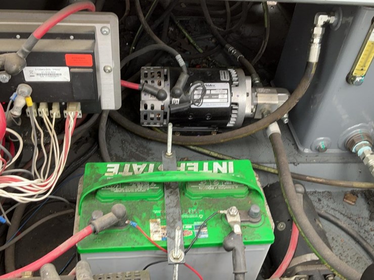 #308-•-2019-snorkel-46'-electric-articulated-boom-lift-image-13