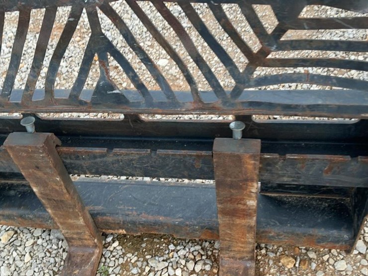 #149-•-quick-attach-forks-image-8