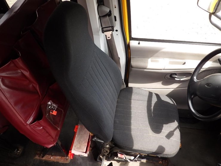 2000-ford-2000-image-21